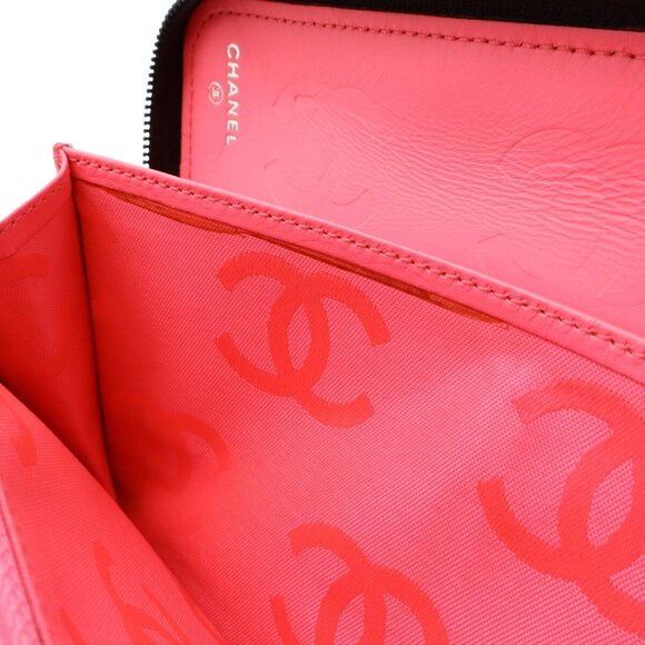 CHANEL Black Leather Logo Wallet - Picture 9 of 10